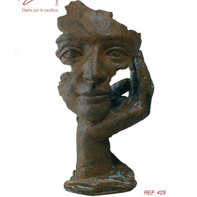 425 - Statueta "PRIVIRE"